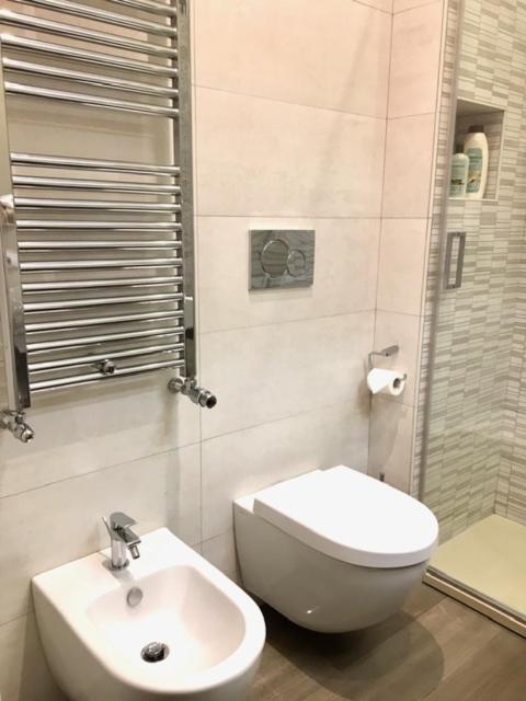 Trastevere Pasca House With Terrace And Free Parking โรม ภายนอก รูปภาพ
